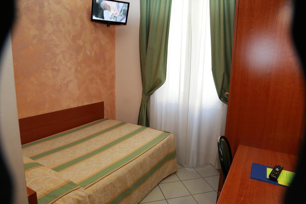 Hotel Dore Милан Экстерьер фото